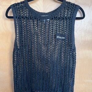 Étalon Black Crochet Sleeveless Top